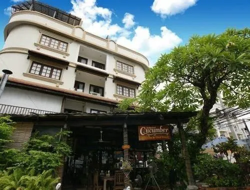 Cucumber Inn - Image 1