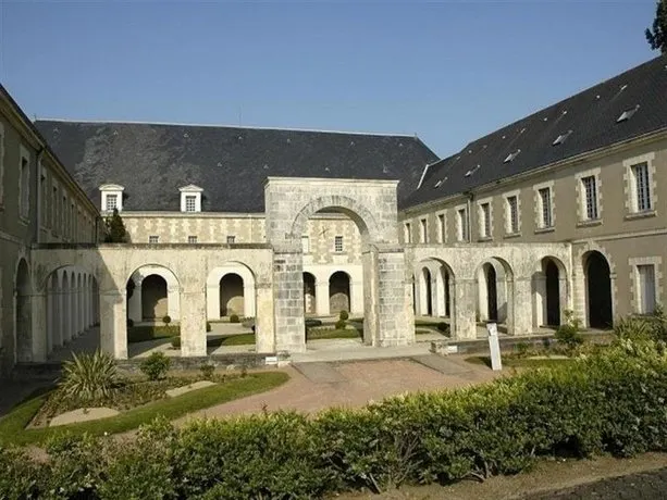 Villa Rue Des Barrieres - Image 1