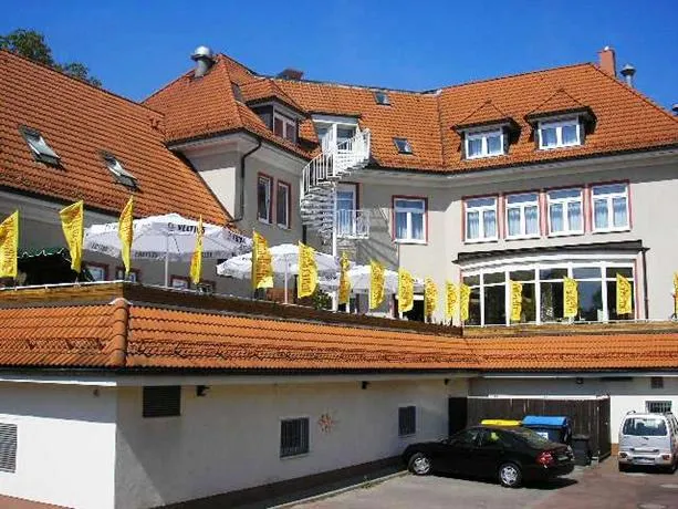 Buffet Hotel - Image 1