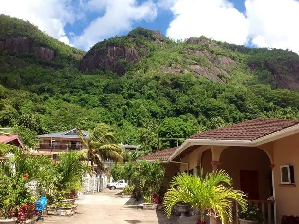 Mountain View Villas - Image 1
