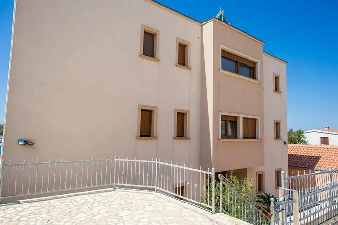 Villa Lara Rogoznica - Image 1