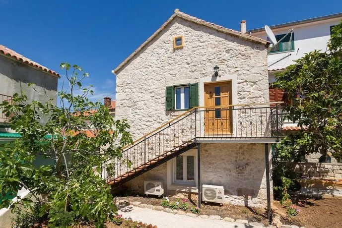 Apartments Vica - Image 1