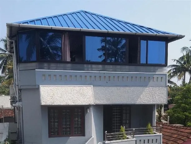 Paul's Homestay - Image 1
