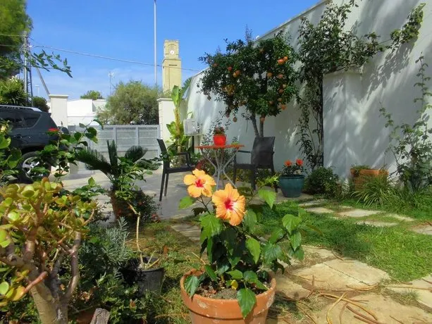 Araucaria Bed & Breakfast - Image 1