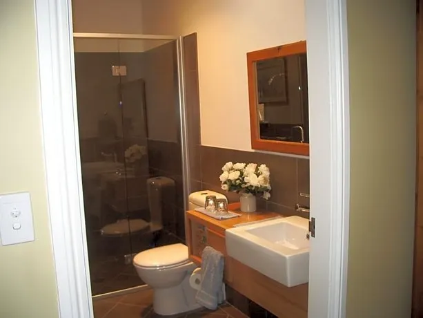 Glenburn House - Image 1