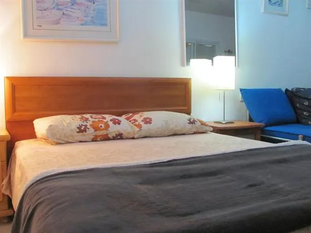 Hana's Guest House - Image 1