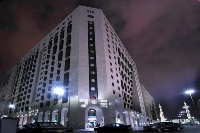 Luxurious Al Rawdah Suites - Image 1