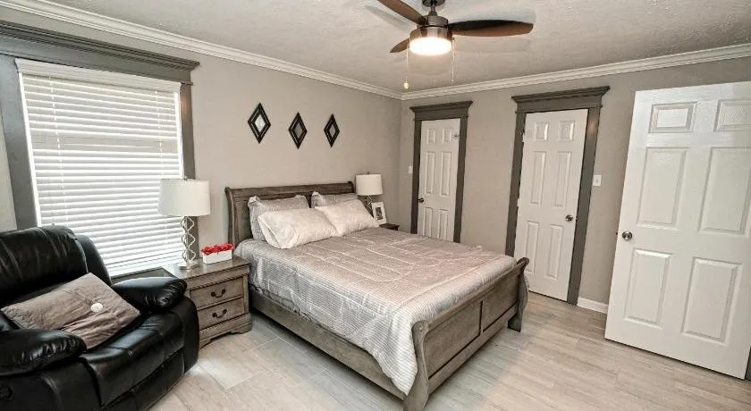 7825 Cook Road Houston Tx 77072 - Image 1