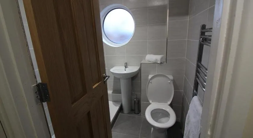 Townlets Serviced Accommodation Salisbury - Image 1