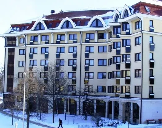 KLK Hotel - Image 1