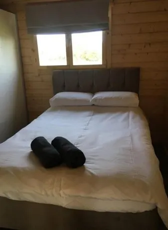 Choller Farm Lodge - Private Hot Tub - Image 1