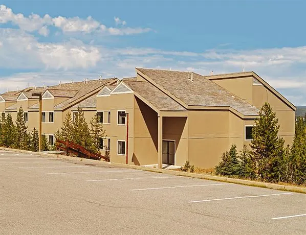 Grant Village - Image 1