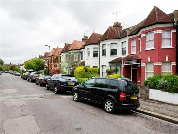 Veeve 5 Bed House On Linzee Road Crouch End - Image 1