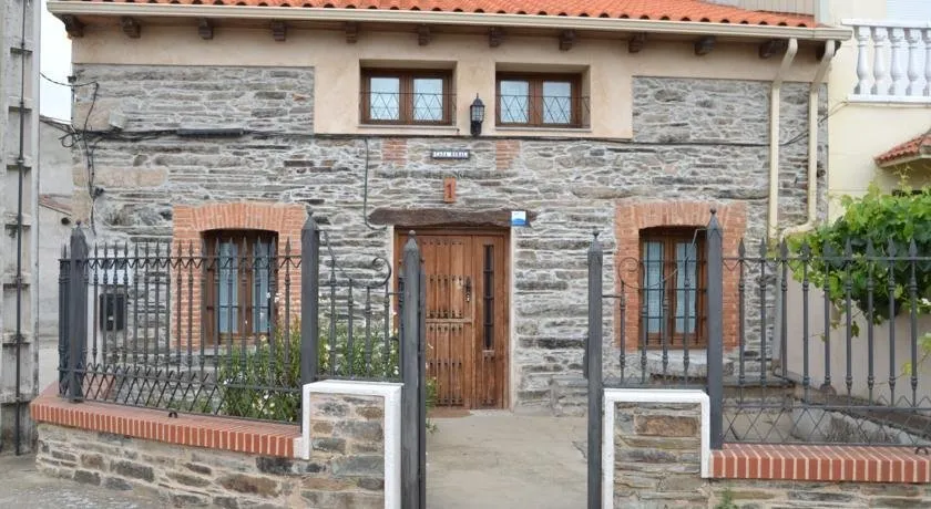 Casa Rural El Mirador del Monreal - Image 1
