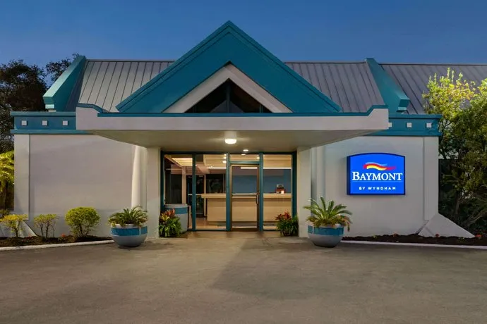 La Quinta Inn By Wyndham Daytona Beach/Intl Speedway - Image 1