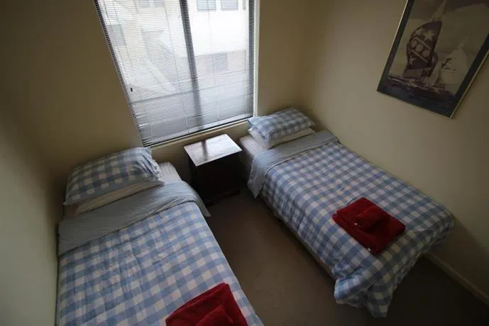 Constitution Lodge - Image 1