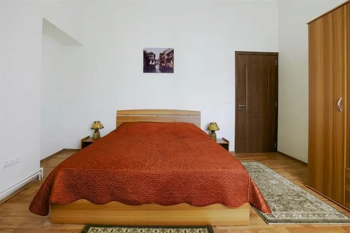 Casa Preturii - Image 1