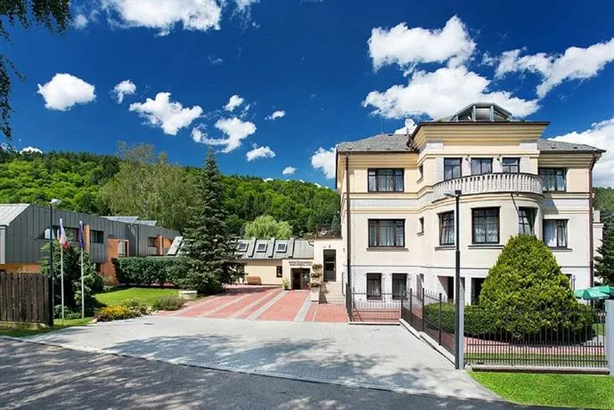 Hotel Samechov - Image 1