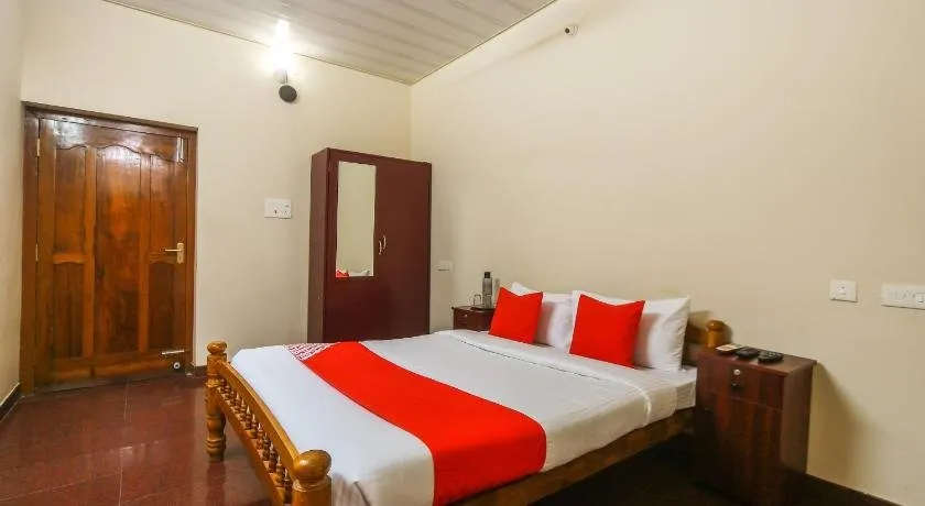 OYO 65953 Hotel Shashva Park - Image 1