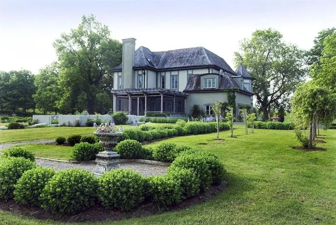 Lavender Hall Estate - Image 1