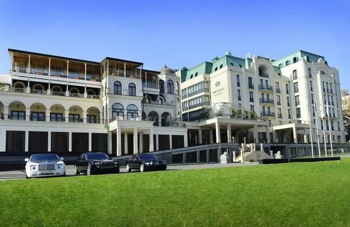 Ambassadori Tbilisi Hotel - Image 1