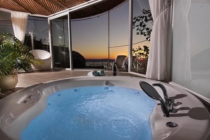 Sea Zen Resort - Image 1
