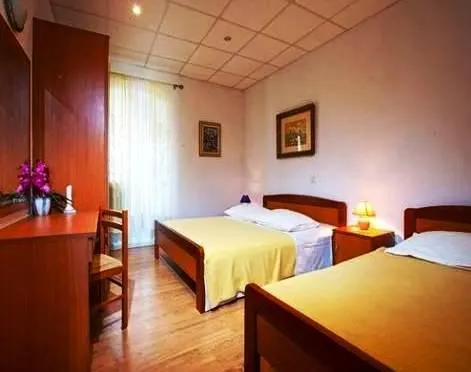 Deluxe Apartments City Center Makarska - Image 1