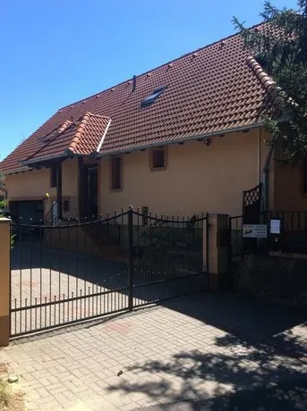 Beata Apartment - Image 1