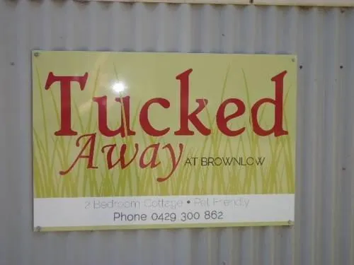 Tucked Away at Brownlow Cottage - Image 1