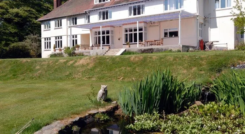 Stockleigh Lodge - Image 1
