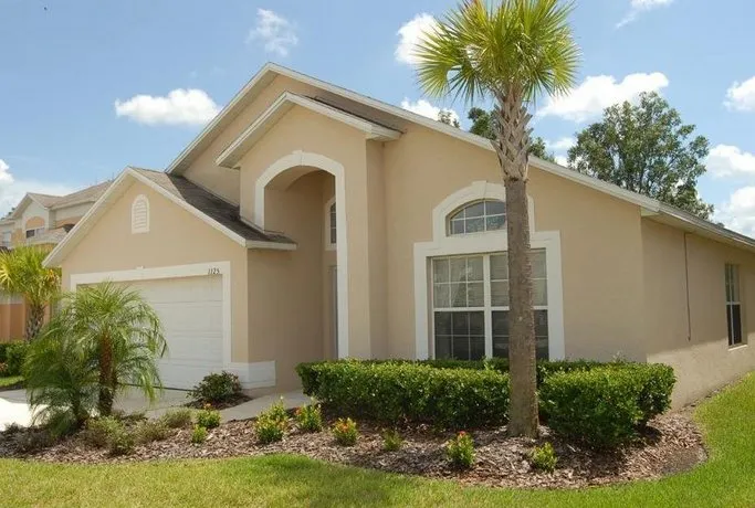 Allamanda Holiday Home 4 Bedroom - Image 1