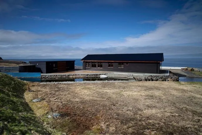 Búlandshöfði family paradise - Image 1