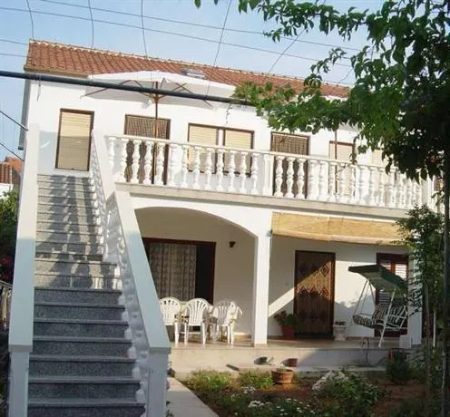 Apartments Vesna - Image 1