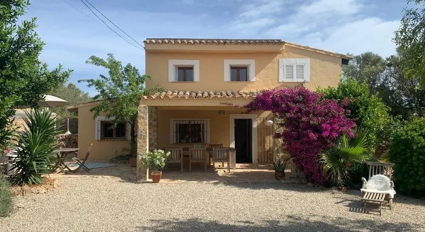 Finca mit privatem Pool und Klima, ruhige Lage - Image 1