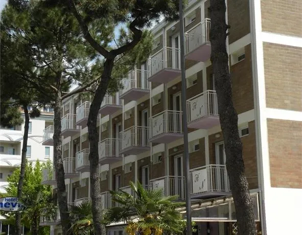 Hotel Nevia - Image 1