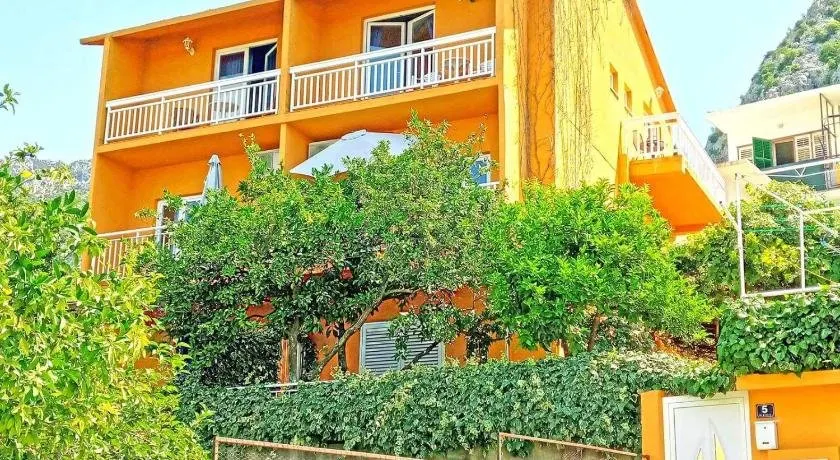 Kokopelli Apartments - Image 1