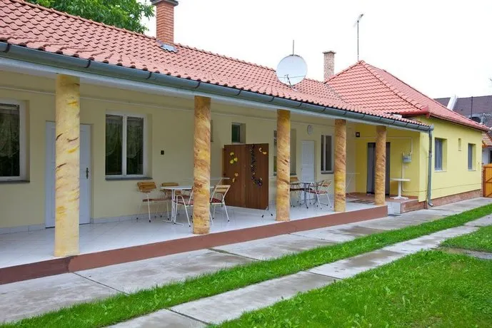 Ferenczi Apartament - Image 1