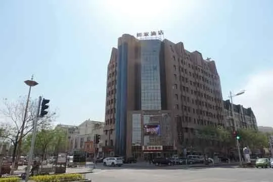 Home Inn Yinchuang Xinyue Plaza - Image 1