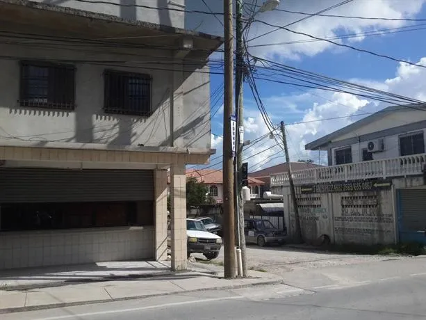 Akihito Hotel - Image 1