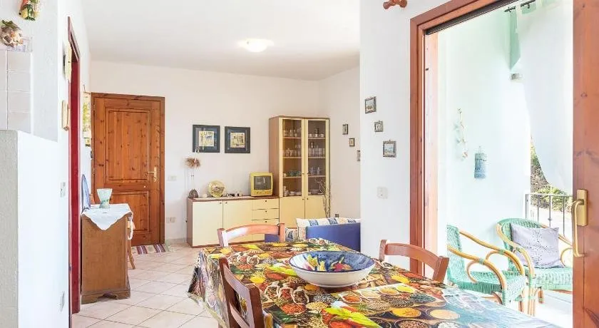 Casa Roberta Loiri Porto San Paolo - Image 1