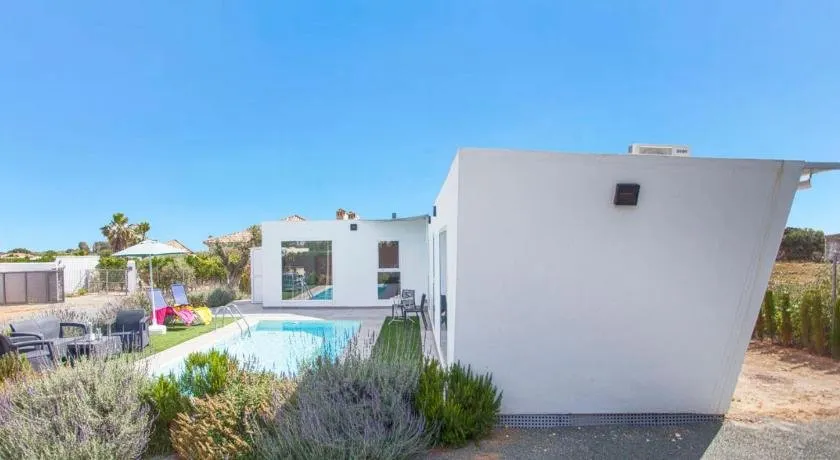 Casa Rural Villa Armentia - Image 1