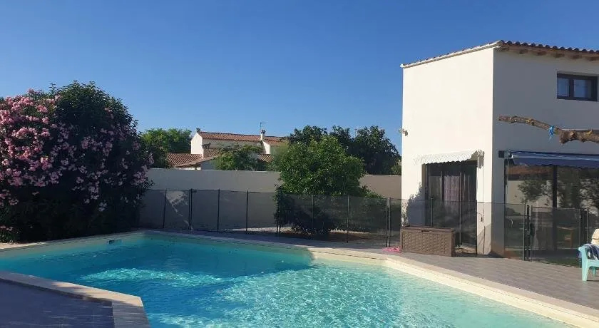 Le Mazet de Toine villa 8 pers 125m2 piscine en Provence - Image 1