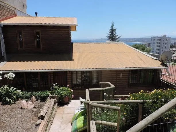 Nomade Hostal - Image 1