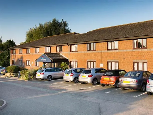 Travelodge Norwich Cringleford - Image 1