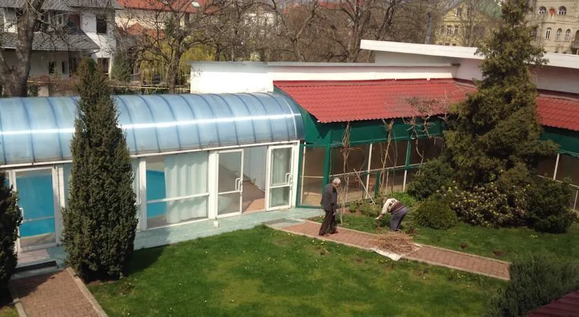 Marron Hostel - Image 1