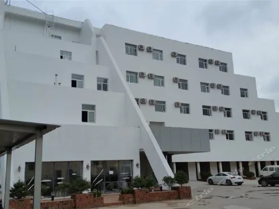 Rizhao Yuexuan Hotel - Image 1