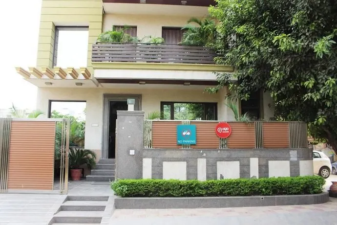 OYO Rooms Cyber City RBS 2 - Image 1