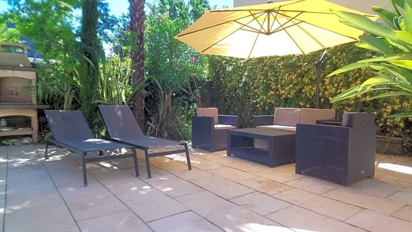 Le Patio D'olivier - Image 1
