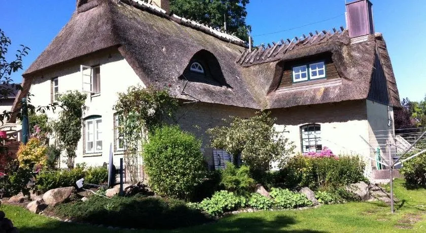 Historische Reetdach-Kate - Image 1