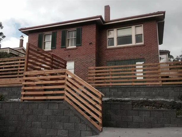 423 Accommodation - Image 1